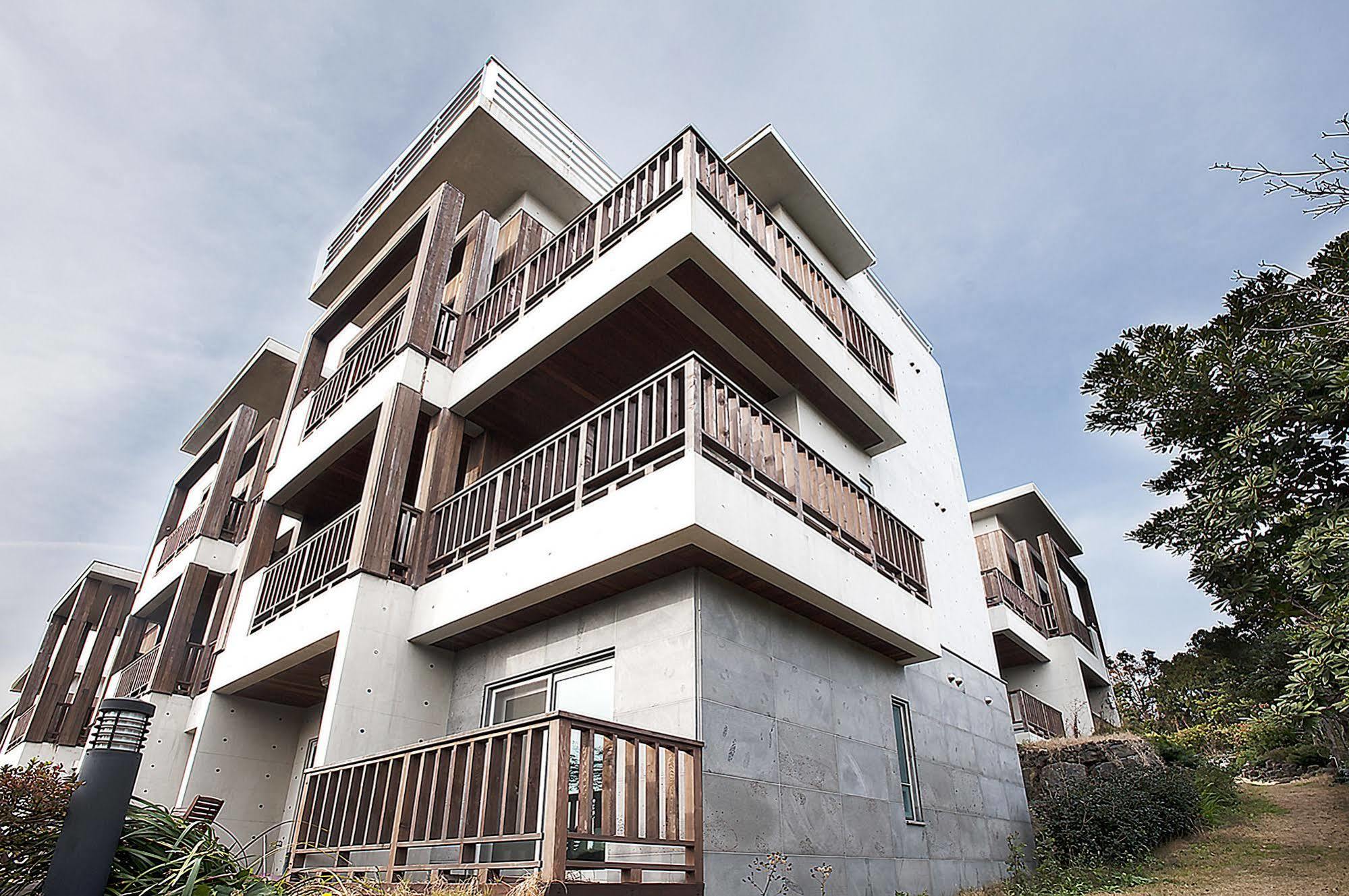 Jeju Eco Suites Seogwipo Exterior foto