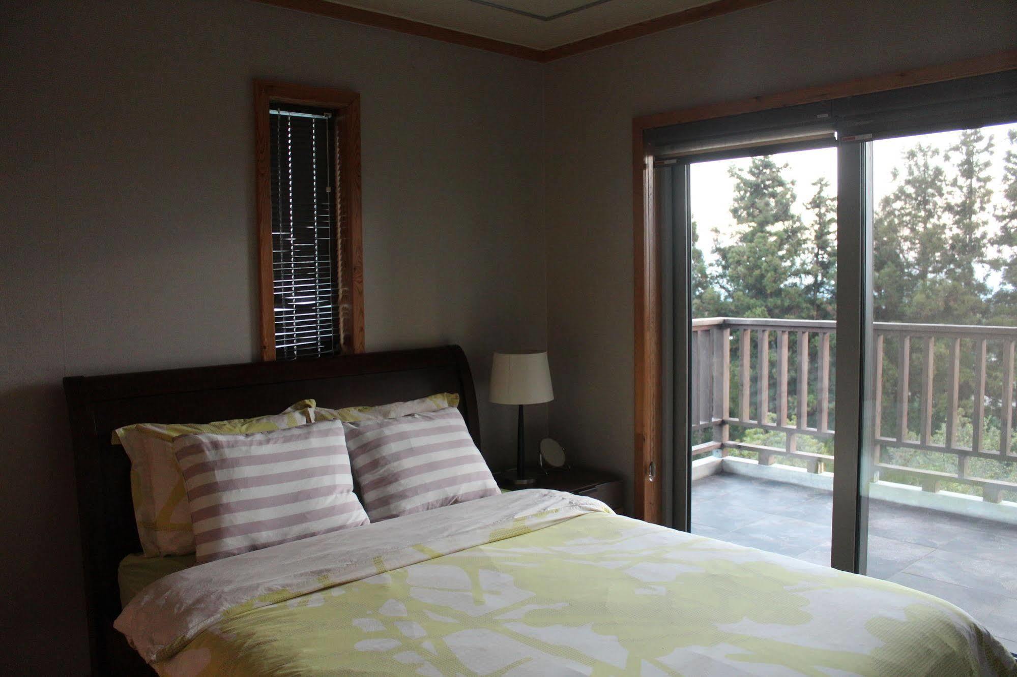 Jeju Eco Suites Seogwipo Exterior foto