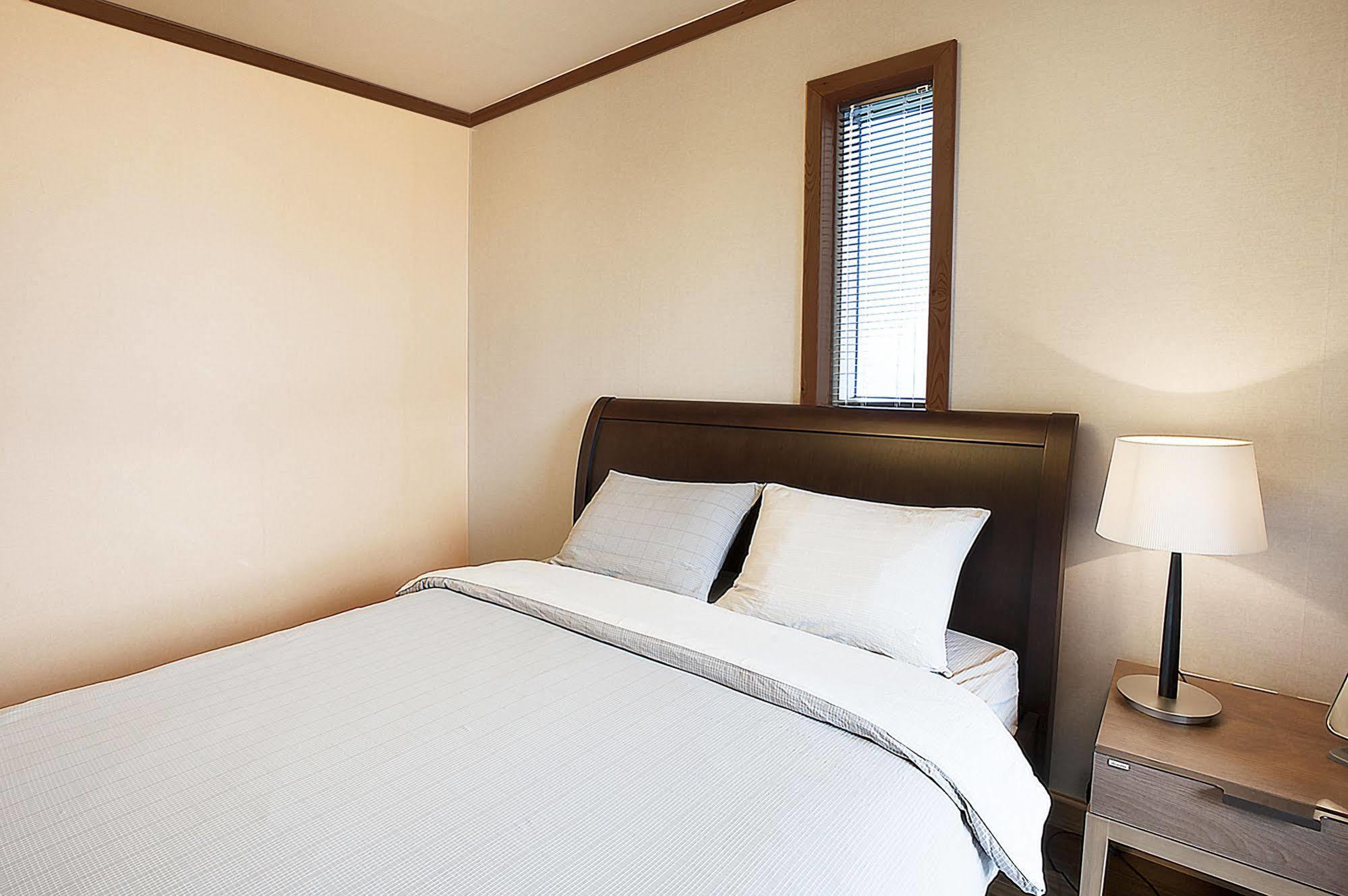 Jeju Eco Suites Seogwipo Exterior foto