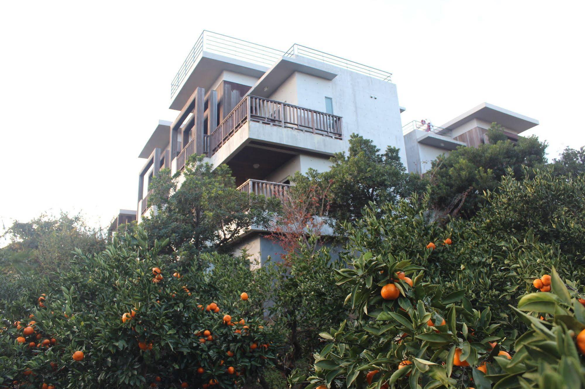 Jeju Eco Suites Seogwipo Exterior foto